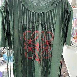 T shirt (not authentic of Loewe）